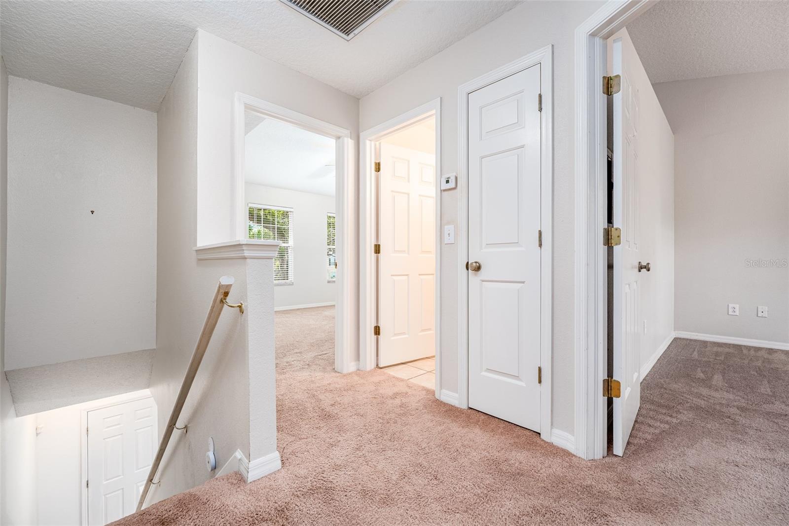 Image 16 of 30 For 2118 Golden Oak Ln