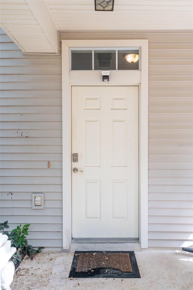 Image 5 of 30 For 2118 Golden Oak Ln