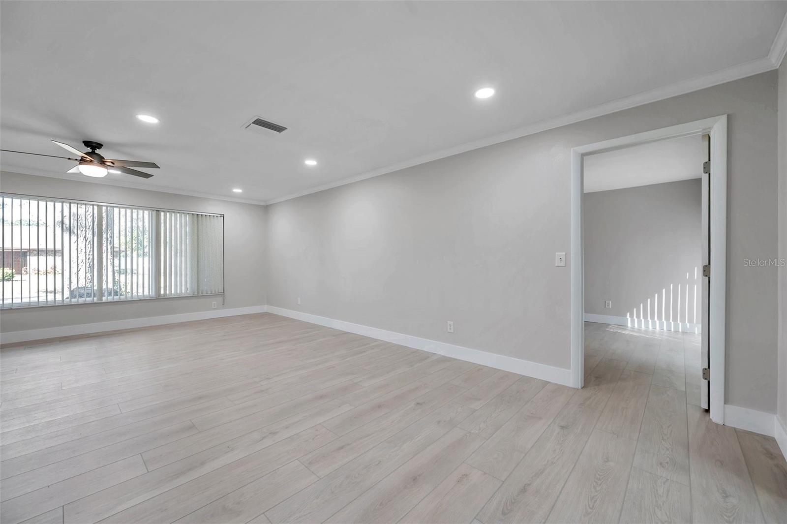 Image 12 of 60 For 8789 Maplewood Road