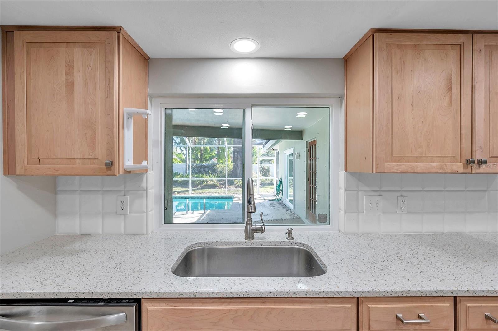 Image 18 of 60 For 8789 Maplewood Road