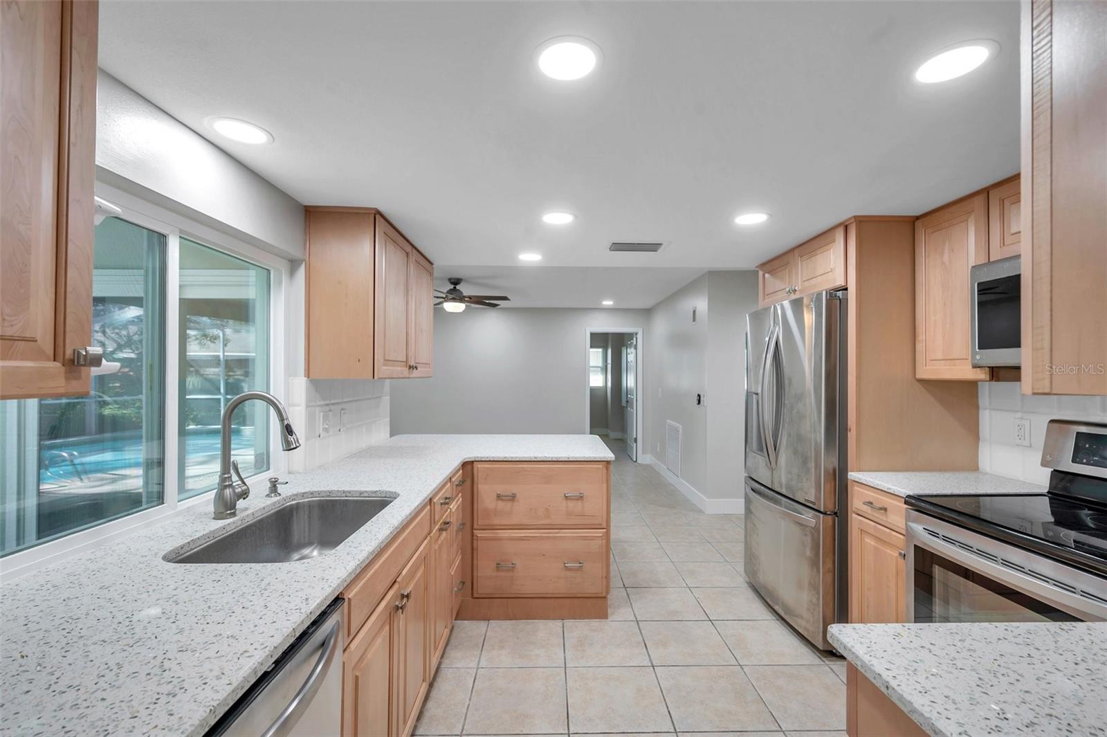 Image 23 of 60 For 8789 Maplewood Road