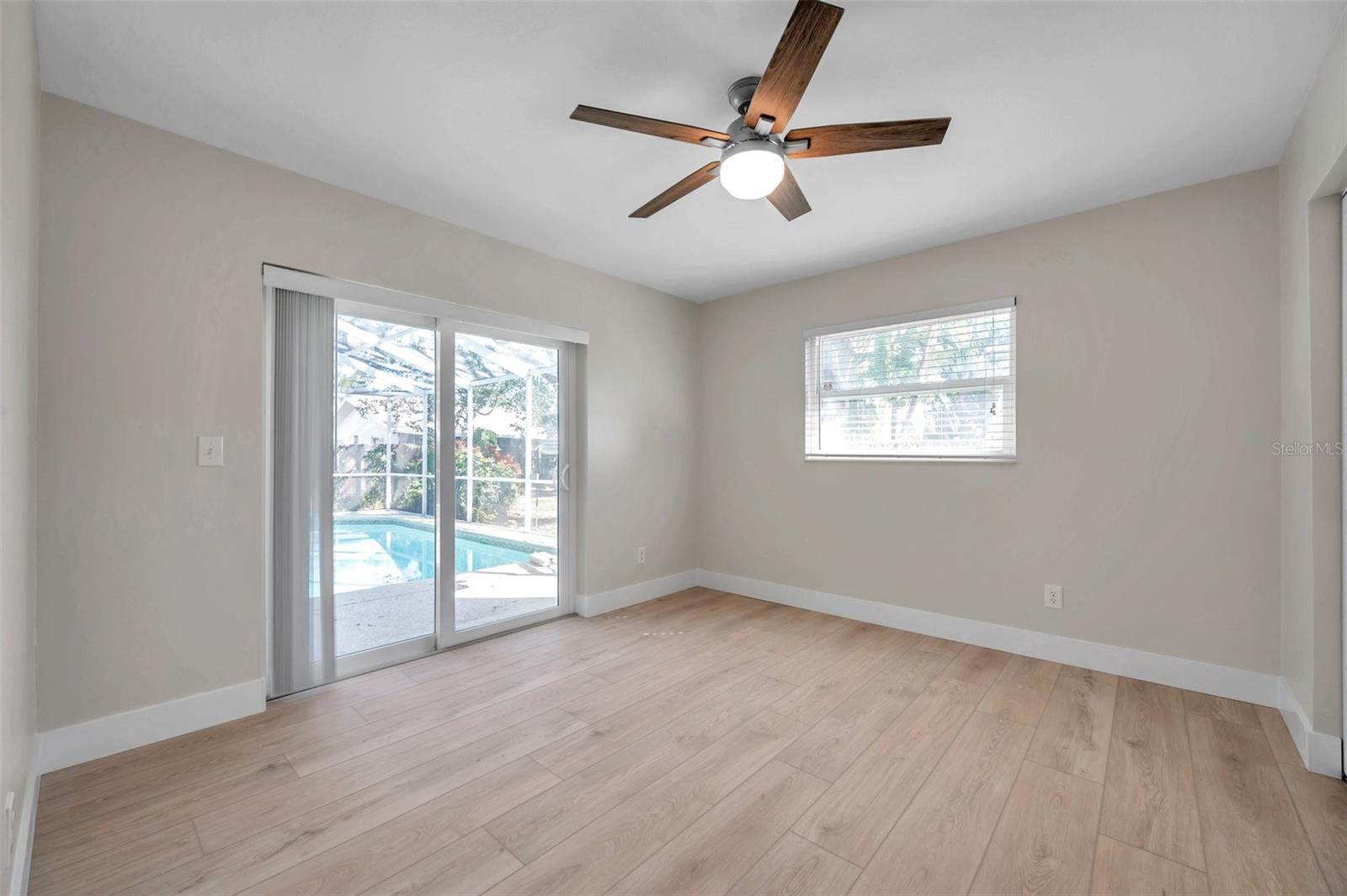 Image 39 of 60 For 8789 Maplewood Road