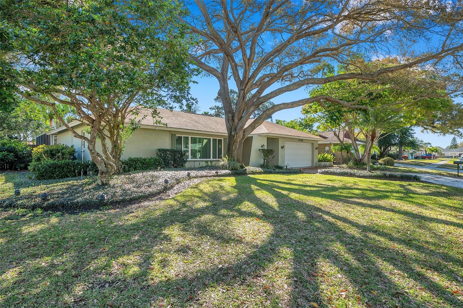 Image 58 of 60 For 8789 Maplewood Road