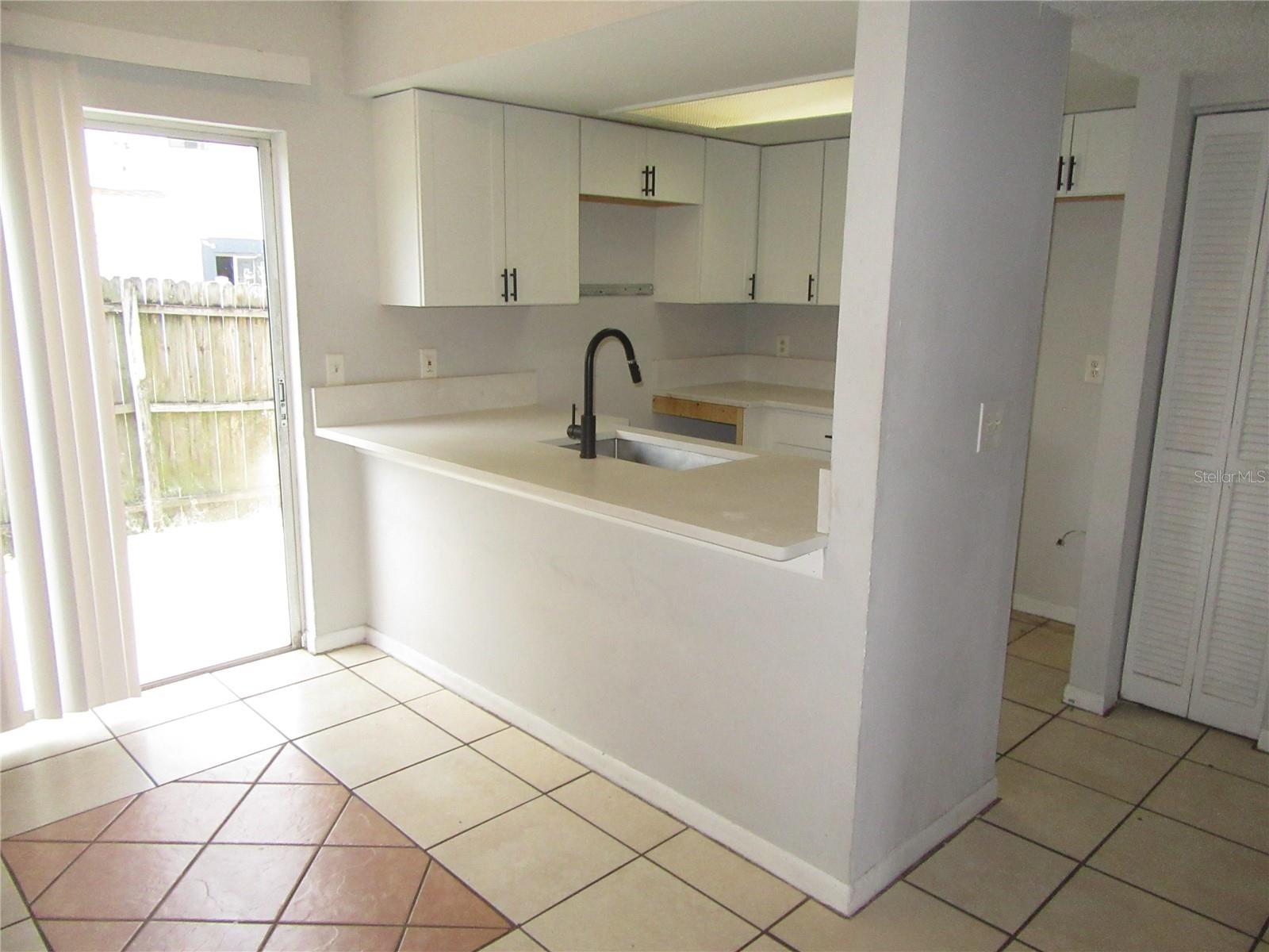 Listing photo id 4 for 13050 20th Street