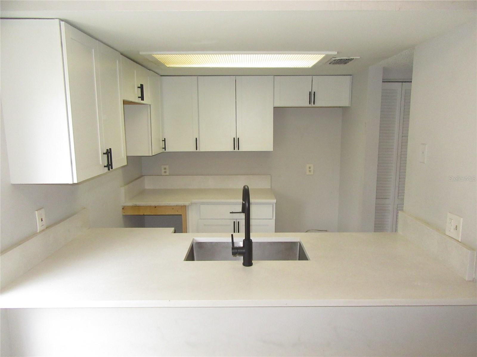 Listing photo id 5 for 13050 20th Street