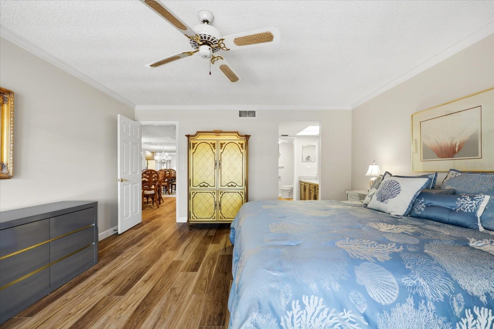 Image 17 of 57 For 2593 Countryside Boulevard 7301