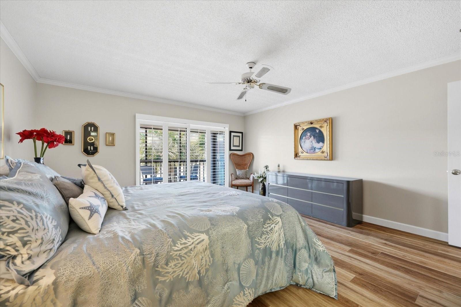 Image 18 of 57 For 2593 Countryside Boulevard 7301