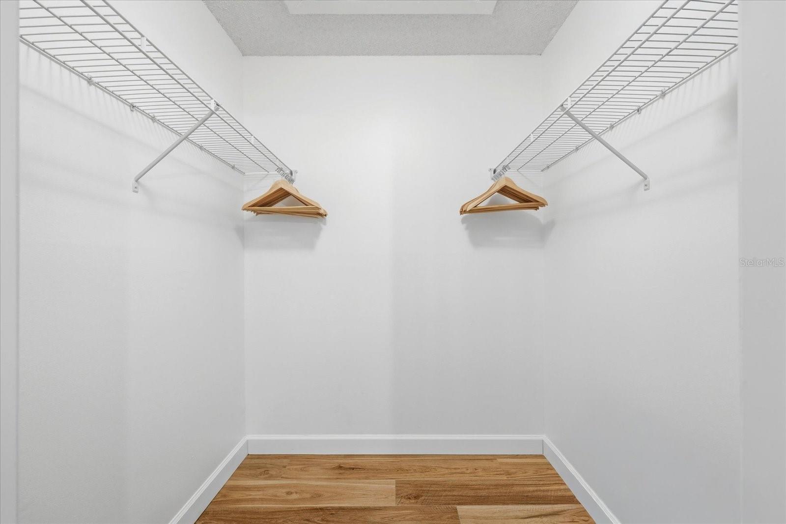 Image 30 of 57 For 2593 Countryside Boulevard 7301