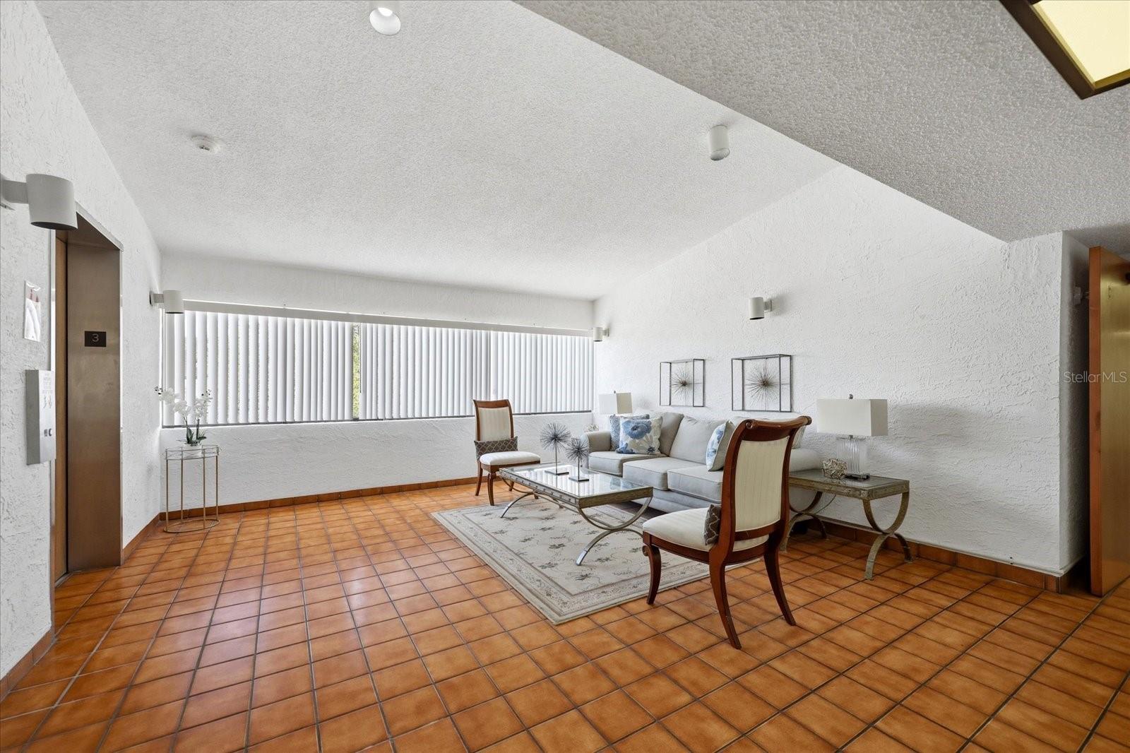 Image 39 of 57 For 2593 Countryside Boulevard 7301