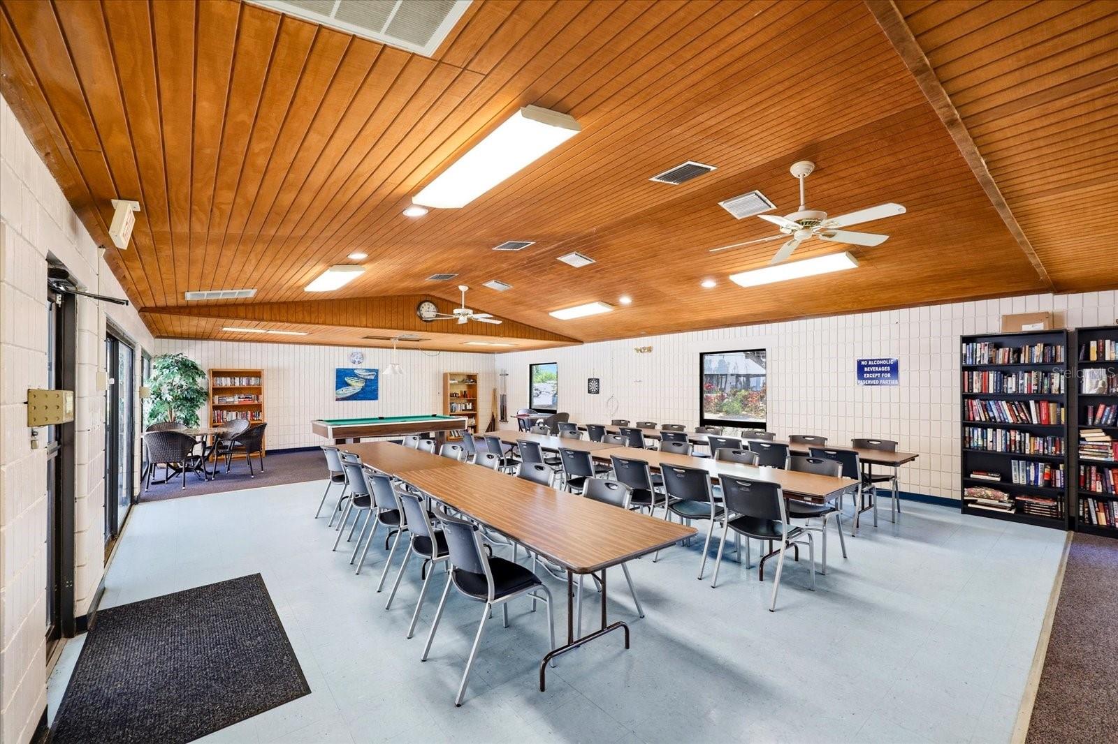 Image 44 of 57 For 2593 Countryside Boulevard 7301