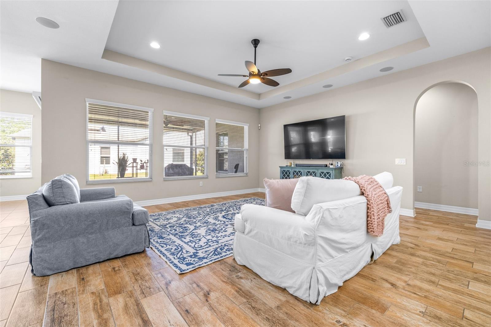 Image 10 of 67 For 2397 Gwynhurst Boulevard