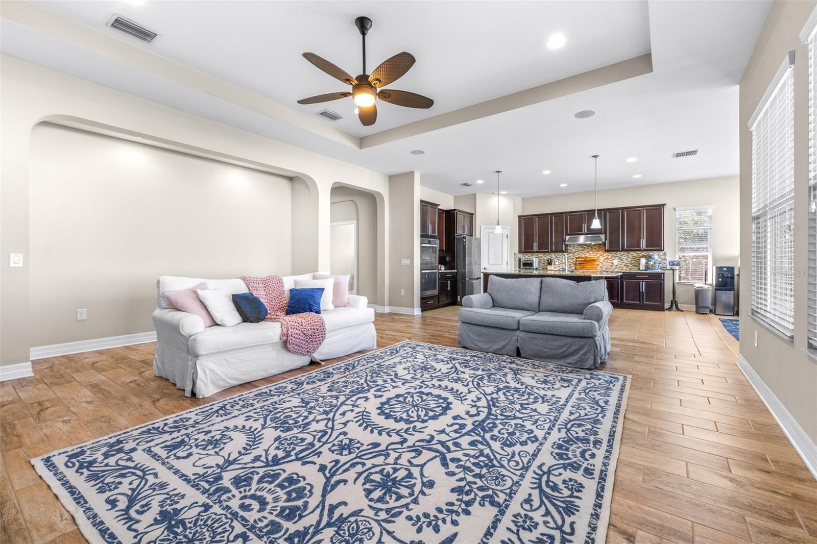 Image 12 of 67 For 2397 Gwynhurst Boulevard