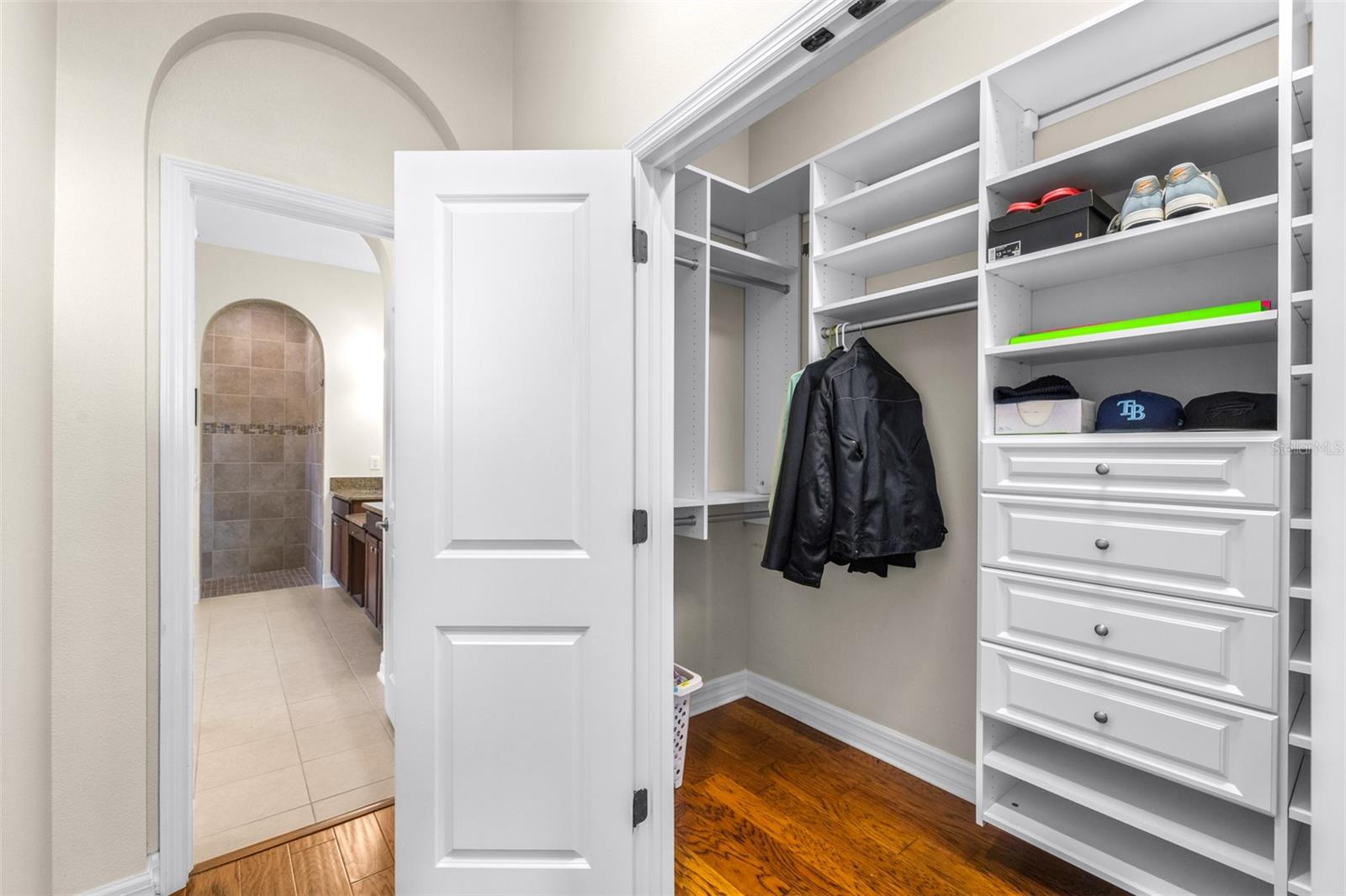 Image 31 of 67 For 2397 Gwynhurst Boulevard