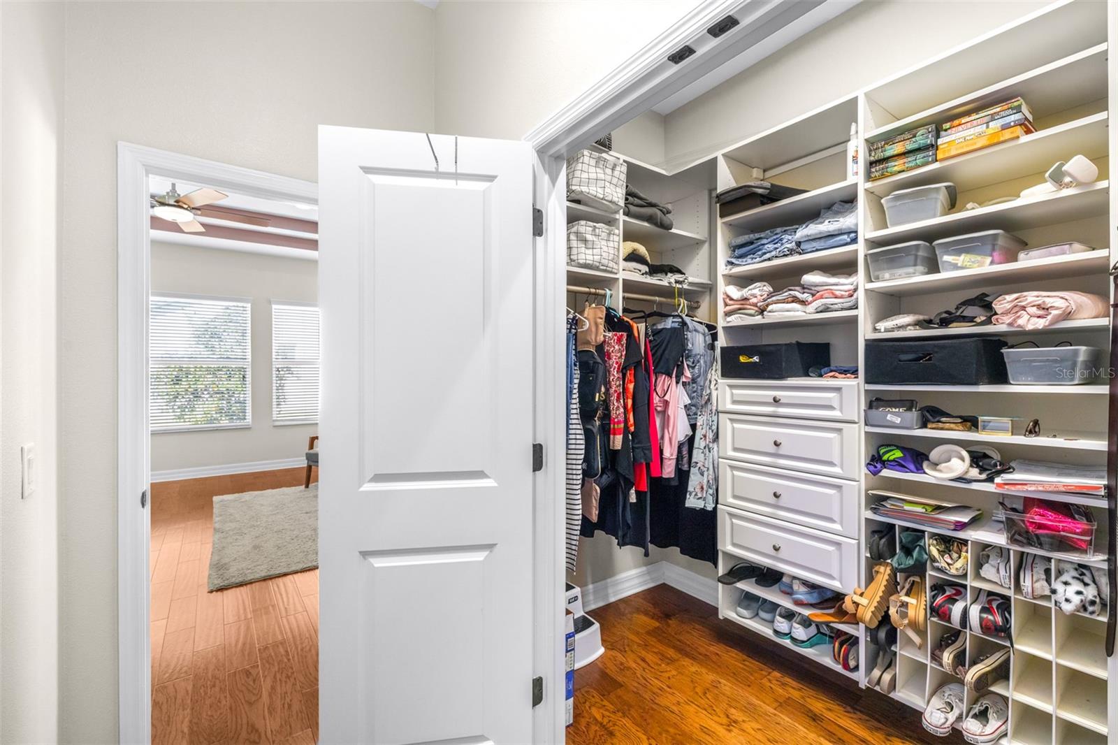 Image 32 of 67 For 2397 Gwynhurst Boulevard