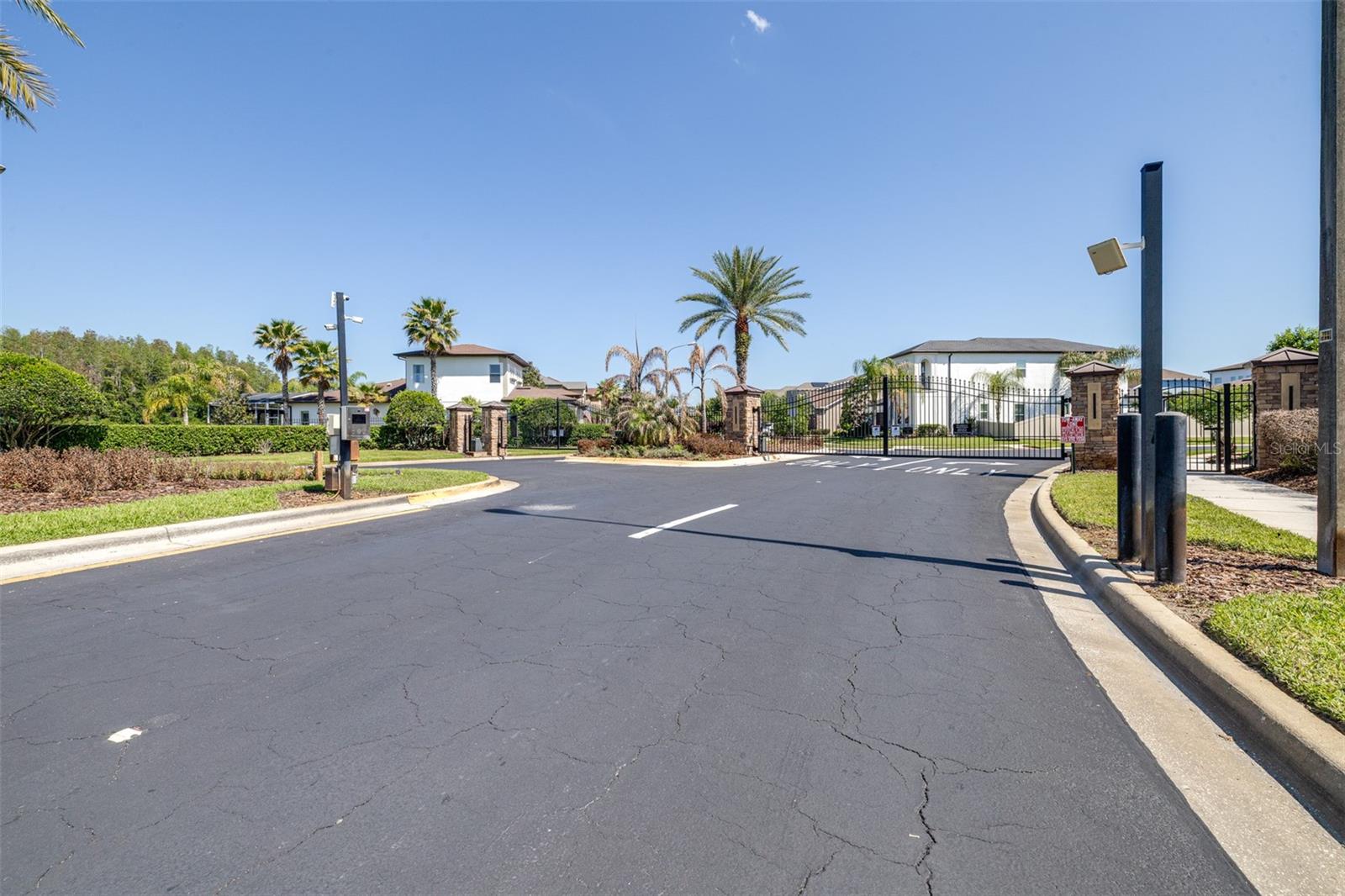 Image 57 of 67 For 2397 Gwynhurst Boulevard