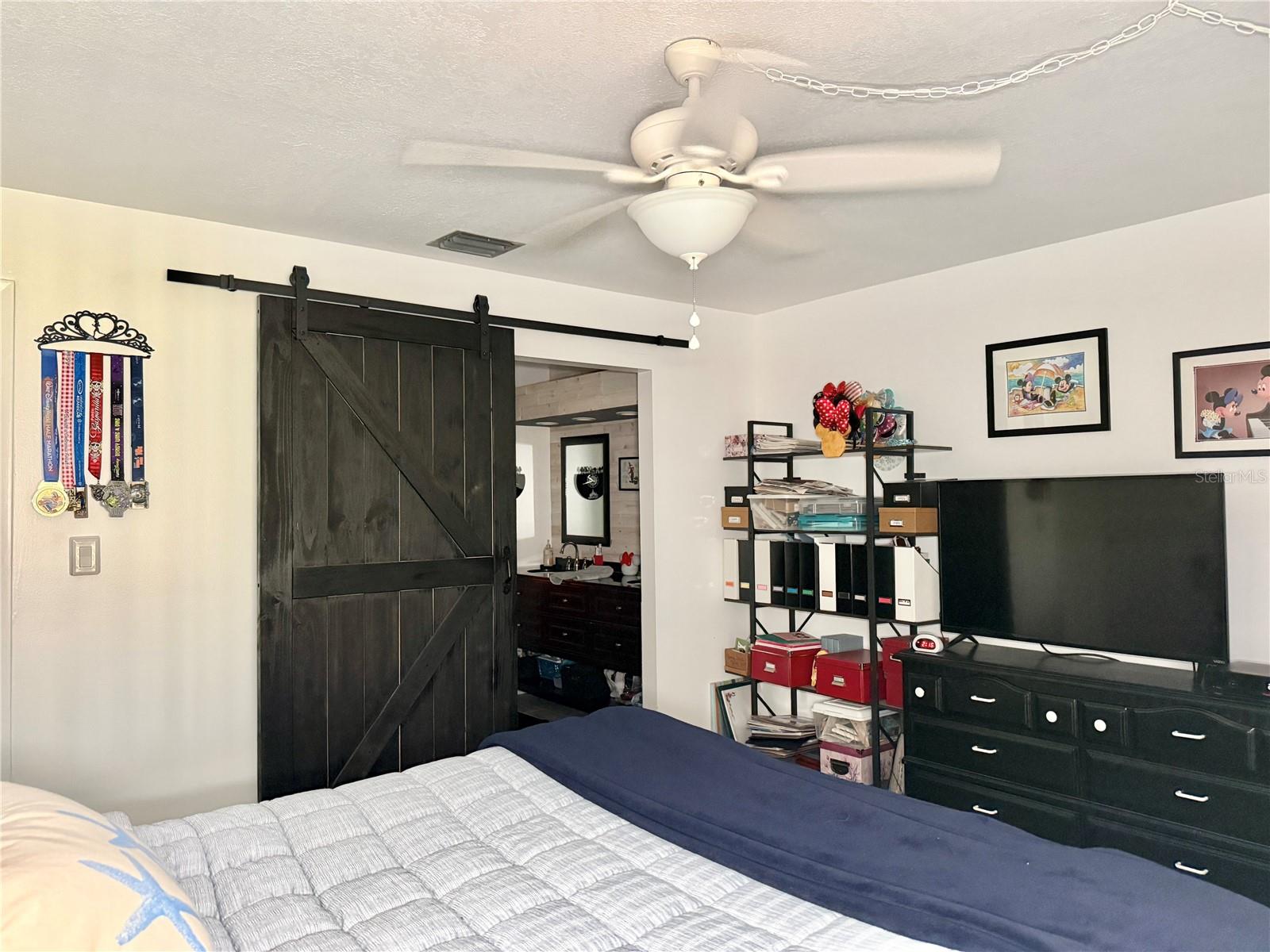 Image 20 of 40 For 207 Granada Court N