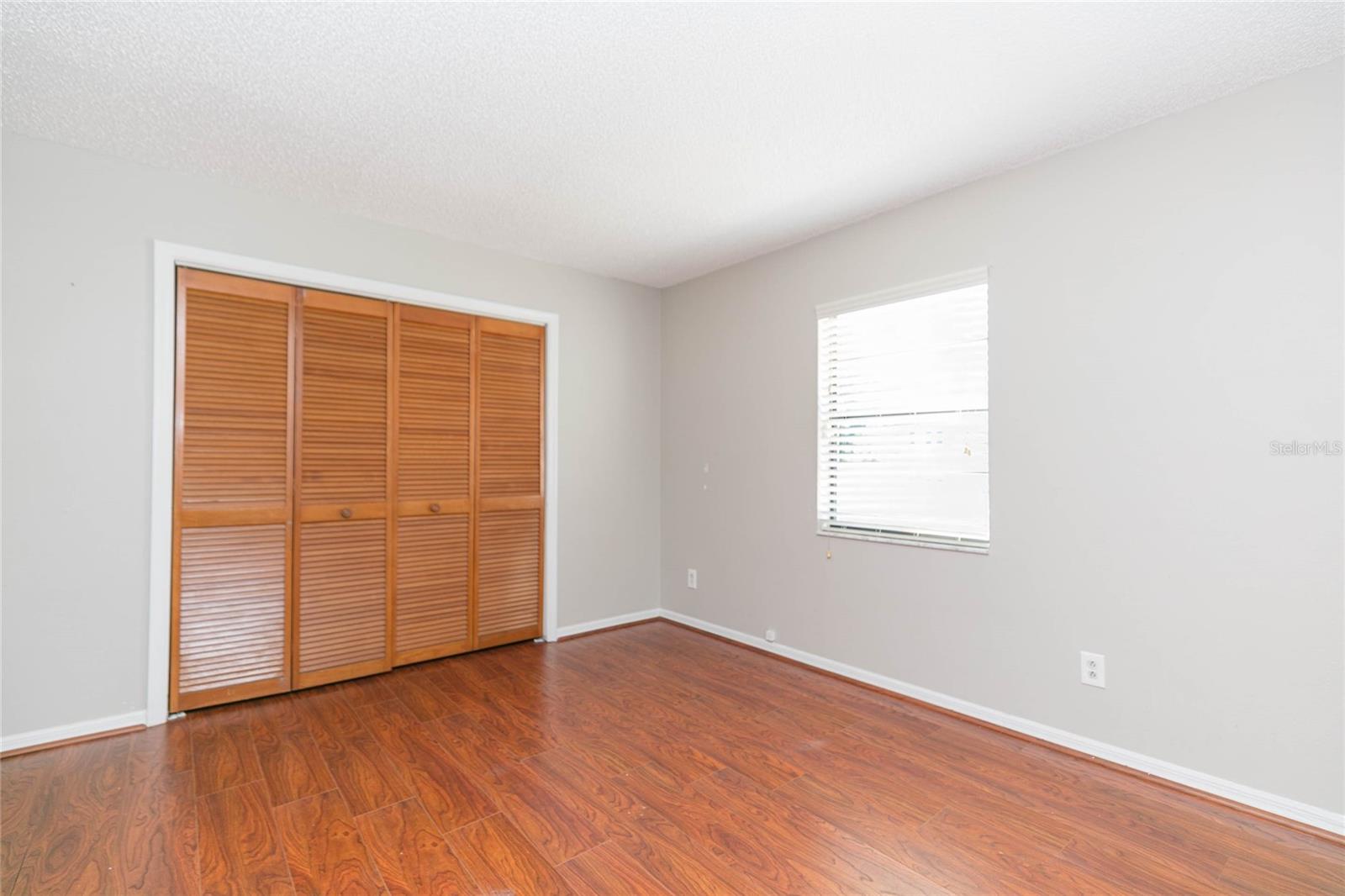 Image 22 of 40 For 2528 Brimhollow Drive