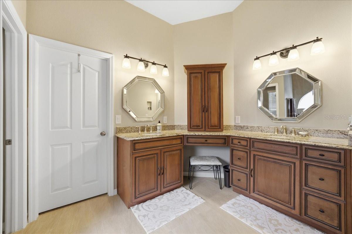 Image 21 of 38 For 4408 Winding River Drive