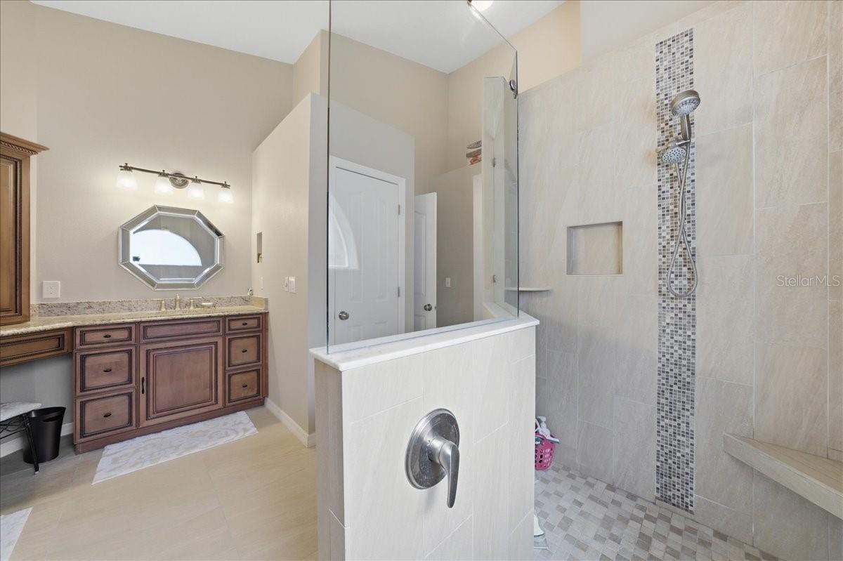 Image 25 of 38 For 4408 Winding River Drive