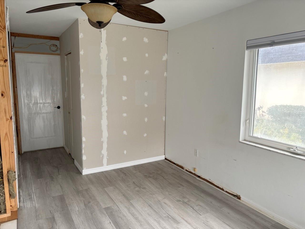 Image 5 of 15 For 156 Portree Drive