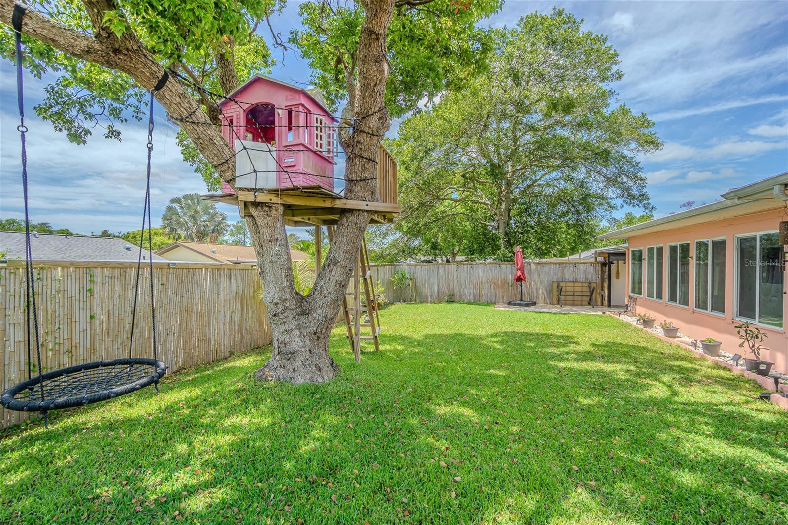 Image 25 of 32 For 8024 Las Cruces Court