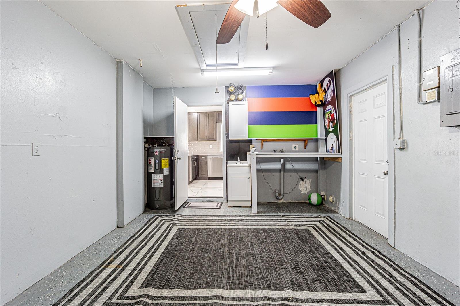 Image 28 of 32 For 8024 Las Cruces Court