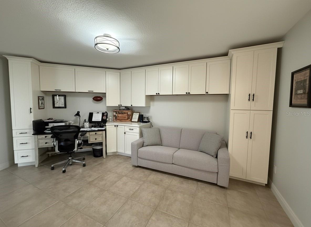 Image 16 of 33 For 5353 Gulf Boulevard A404