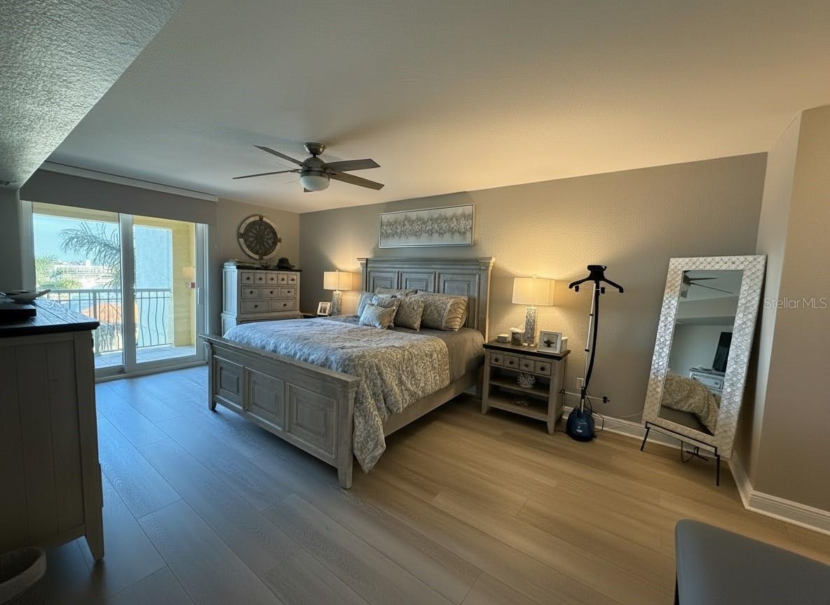 Image 17 of 33 For 5353 Gulf Boulevard A404