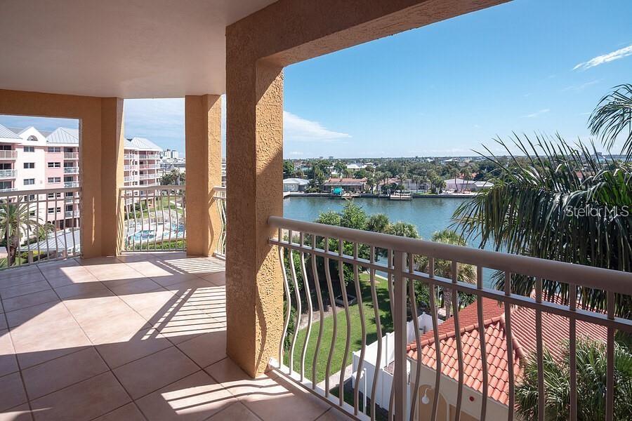 Image 24 of 33 For 5353 Gulf Boulevard A404