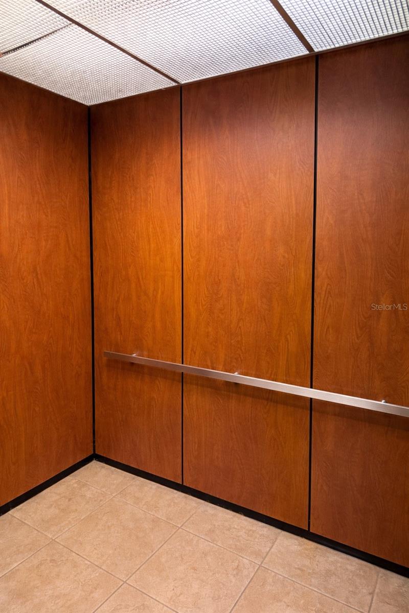 Image 28 of 33 For 5353 Gulf Boulevard A404