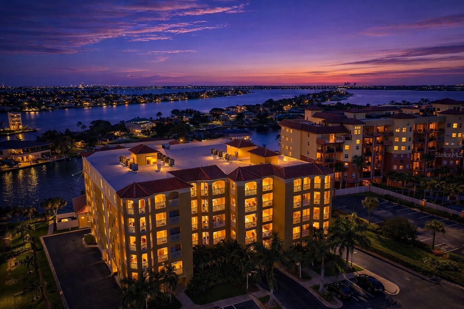 Image 4 of 33 For 5353 Gulf Boulevard A404