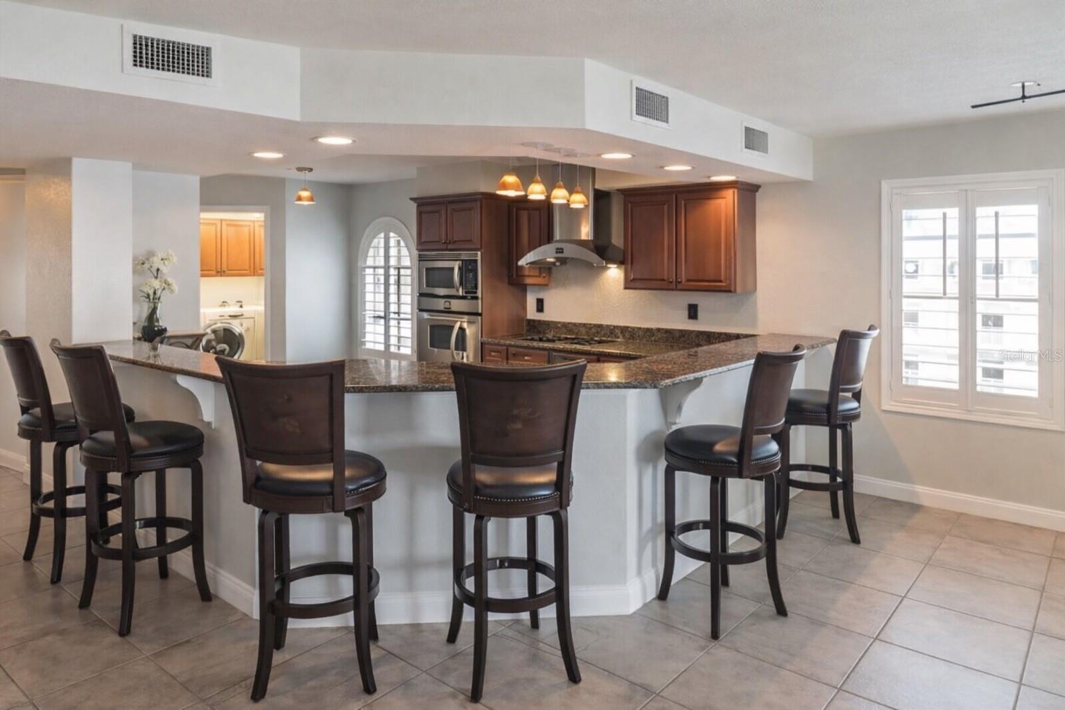 Image 9 of 33 For 5353 Gulf Boulevard A404