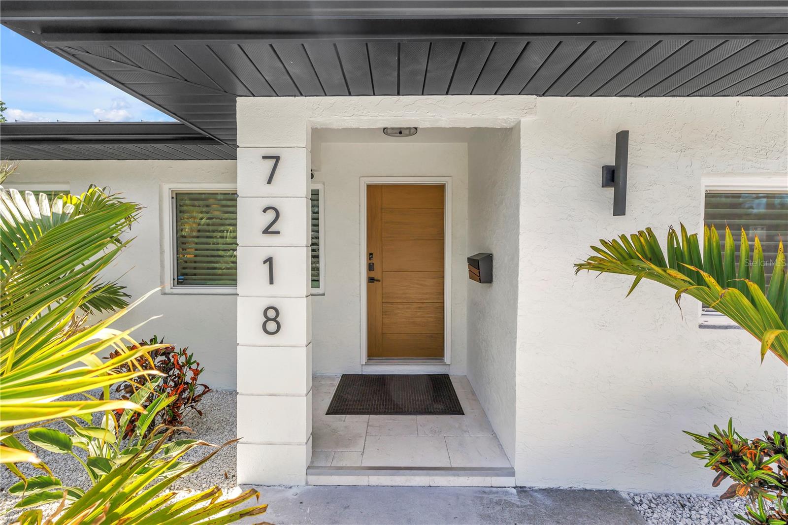 Image 2 of 73 For 7218 Park Street S