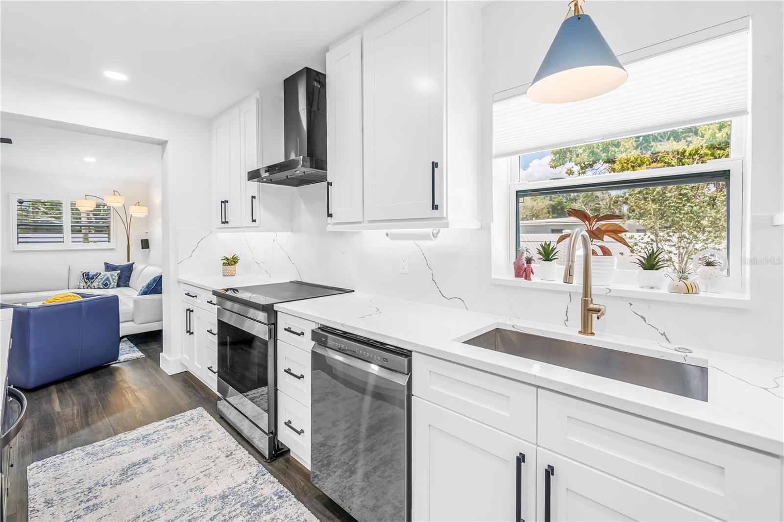 Image 27 of 73 For 7218 Park Street S