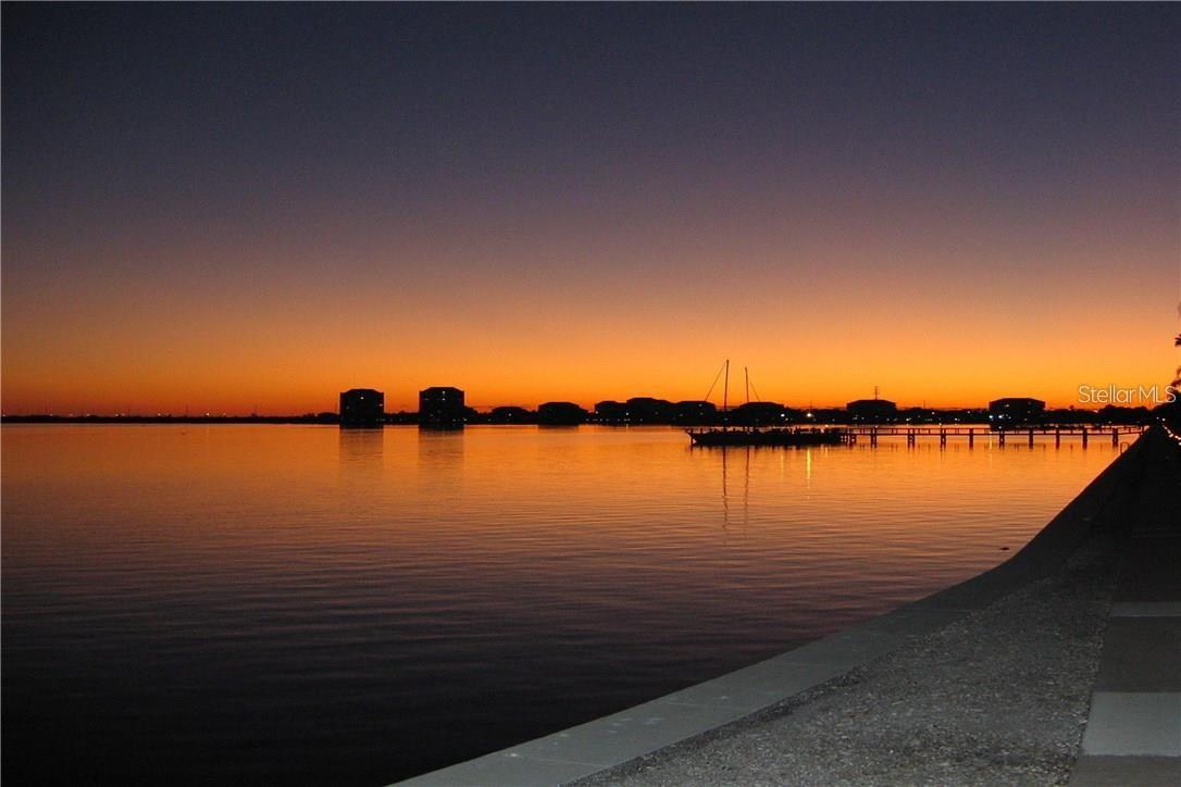 Image 2 of 42 For 5220 Brittany Drive S 501