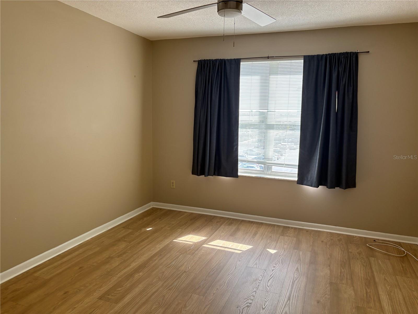 Image 27 of 42 For 5220 Brittany Drive S 501