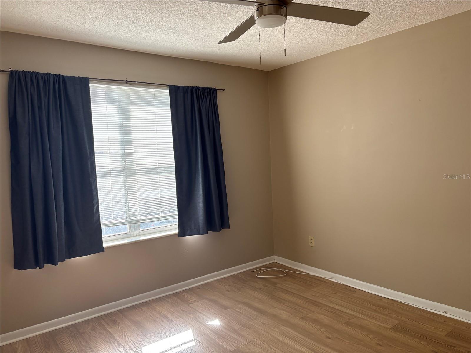 Image 28 of 42 For 5220 Brittany Drive S 501