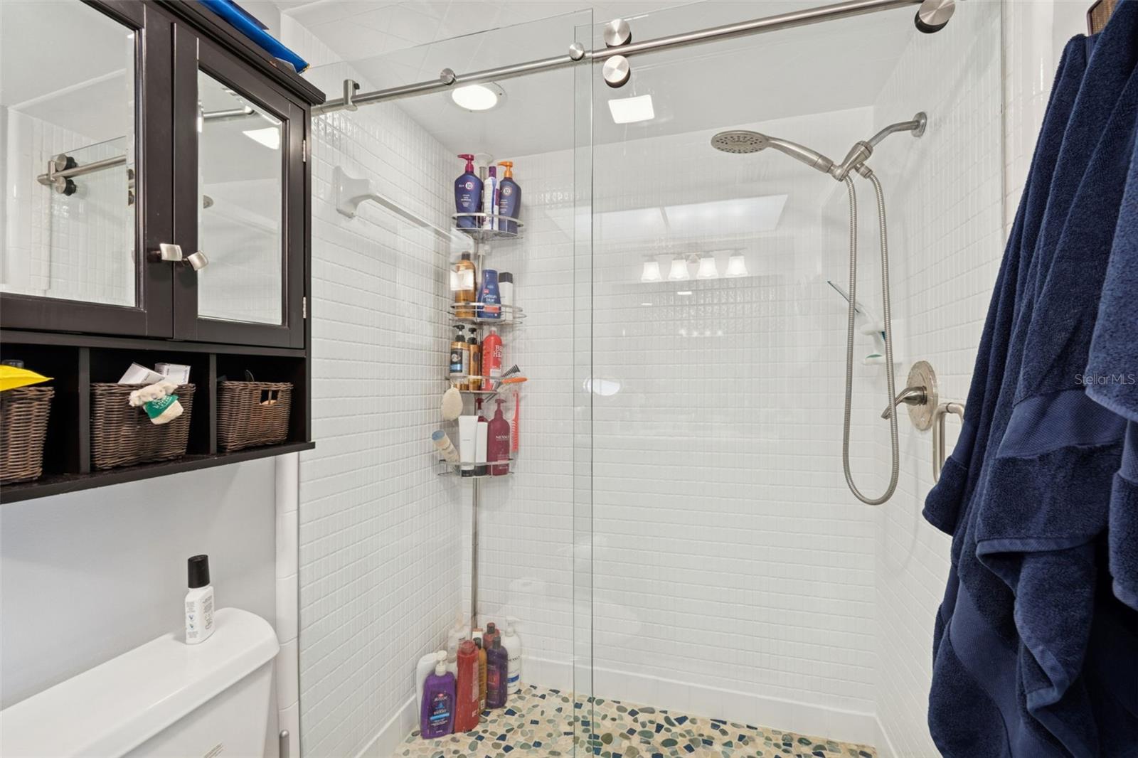 Image 30 of 42 For 5220 Brittany Drive S 501