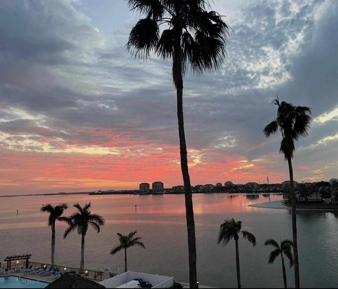 Image 36 of 42 For 5220 Brittany Drive S 501