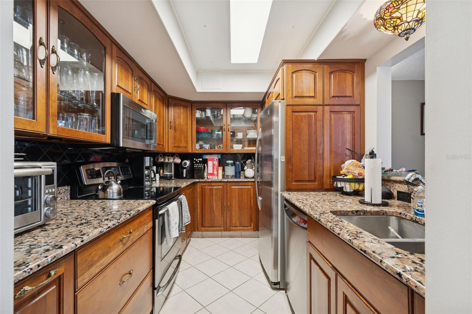 Image 9 of 42 For 5220 Brittany Drive S 501