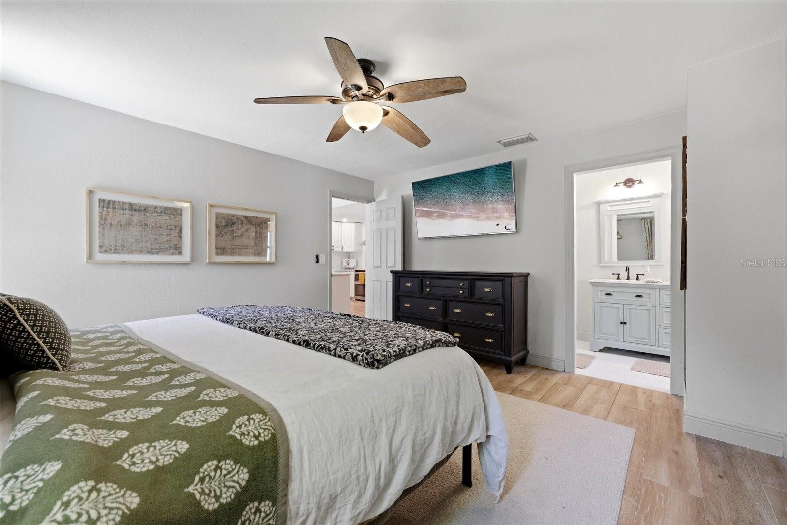 Image 28 of 56 For 7089 122nd Way