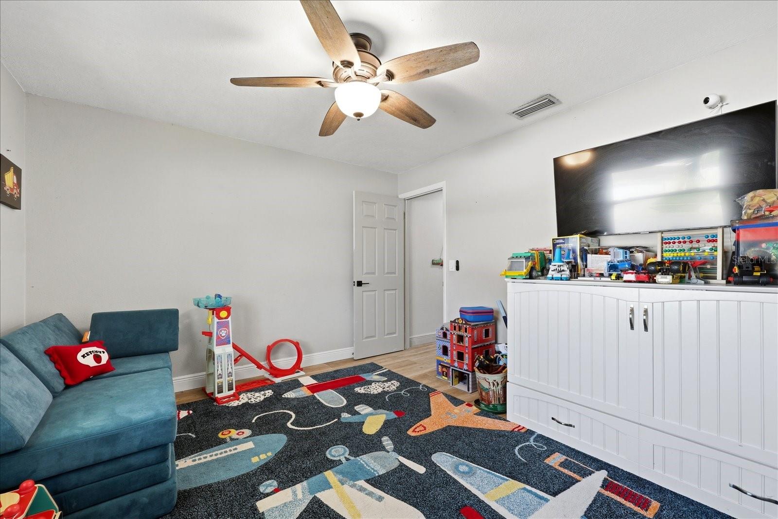 Image 31 of 56 For 7089 122nd Way