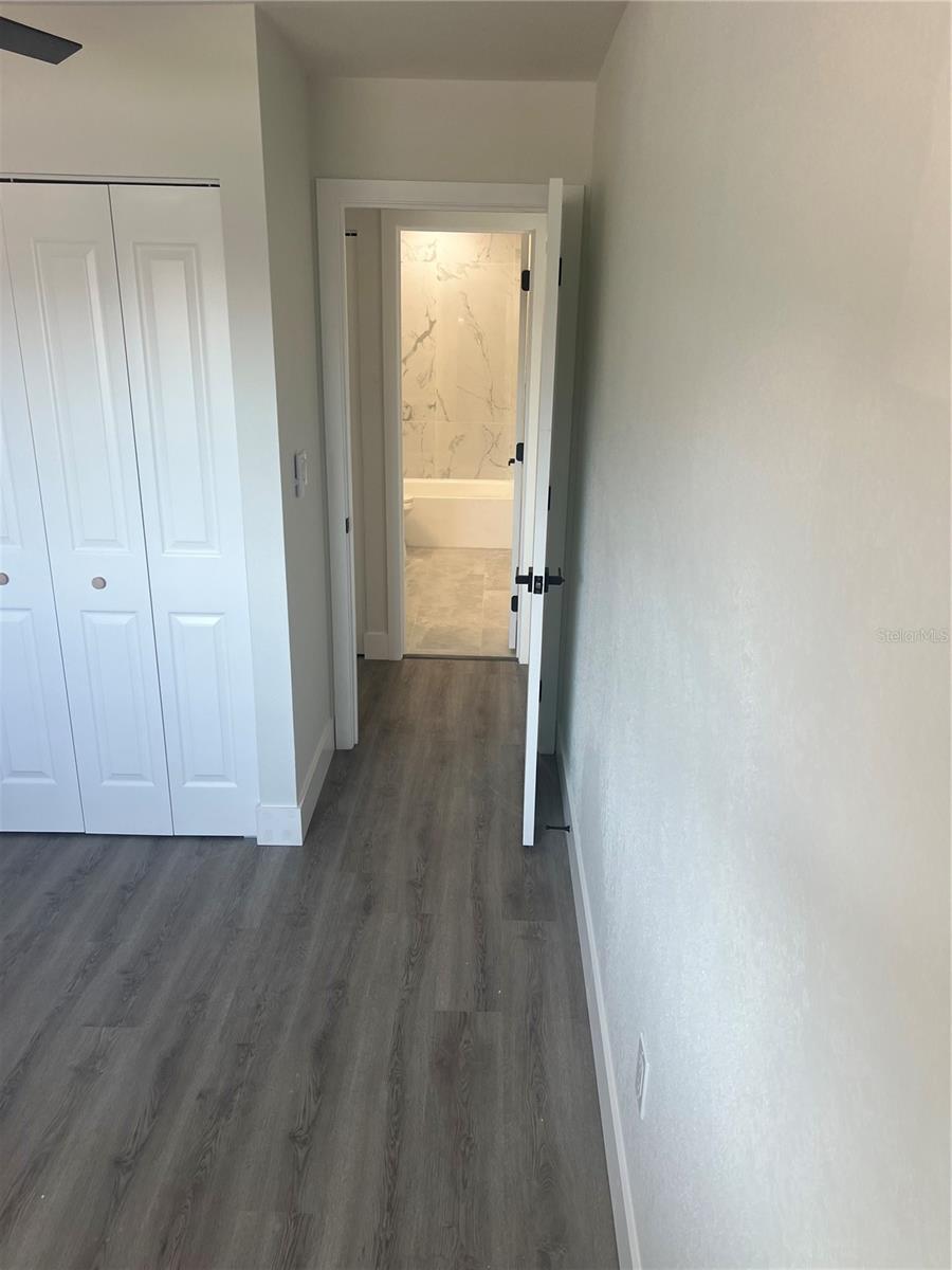 Image 29 of 39 For 4075 38th Avenue N