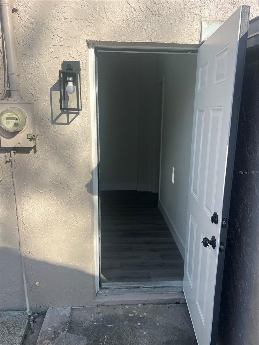 Image 8 of 39 For 4075 38th Avenue N