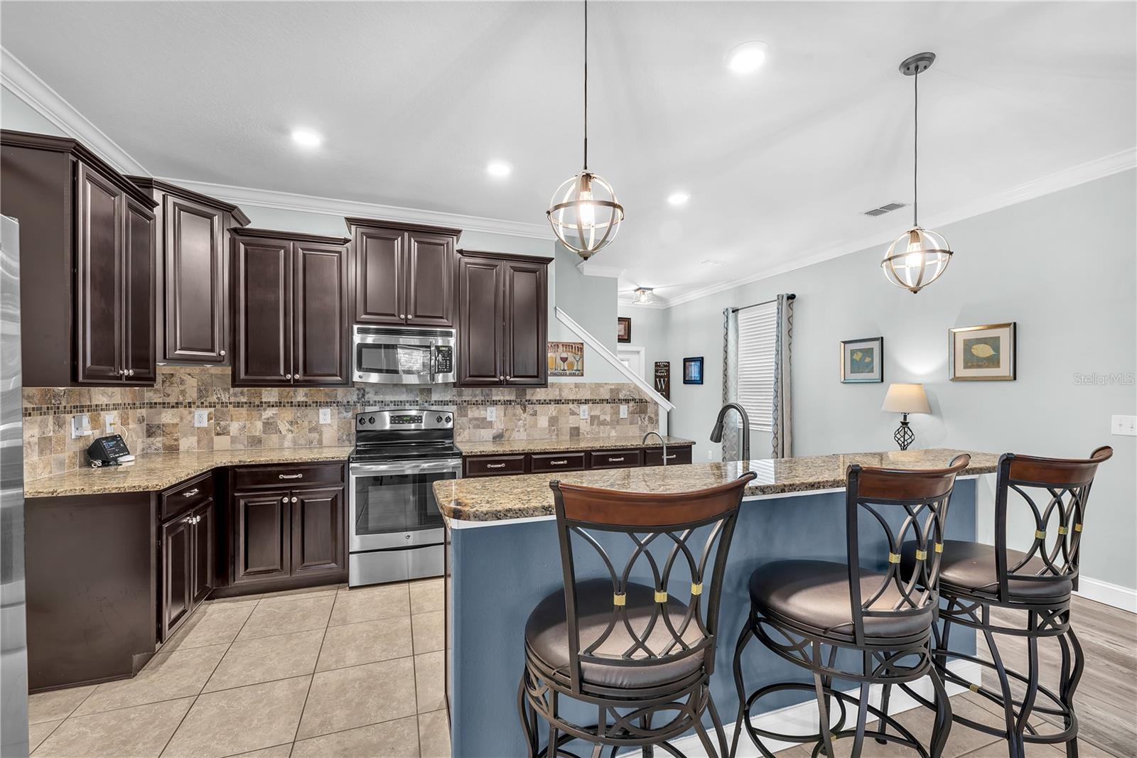 Image 10 of 53 For 10902 Rainbow Pyrite Drive