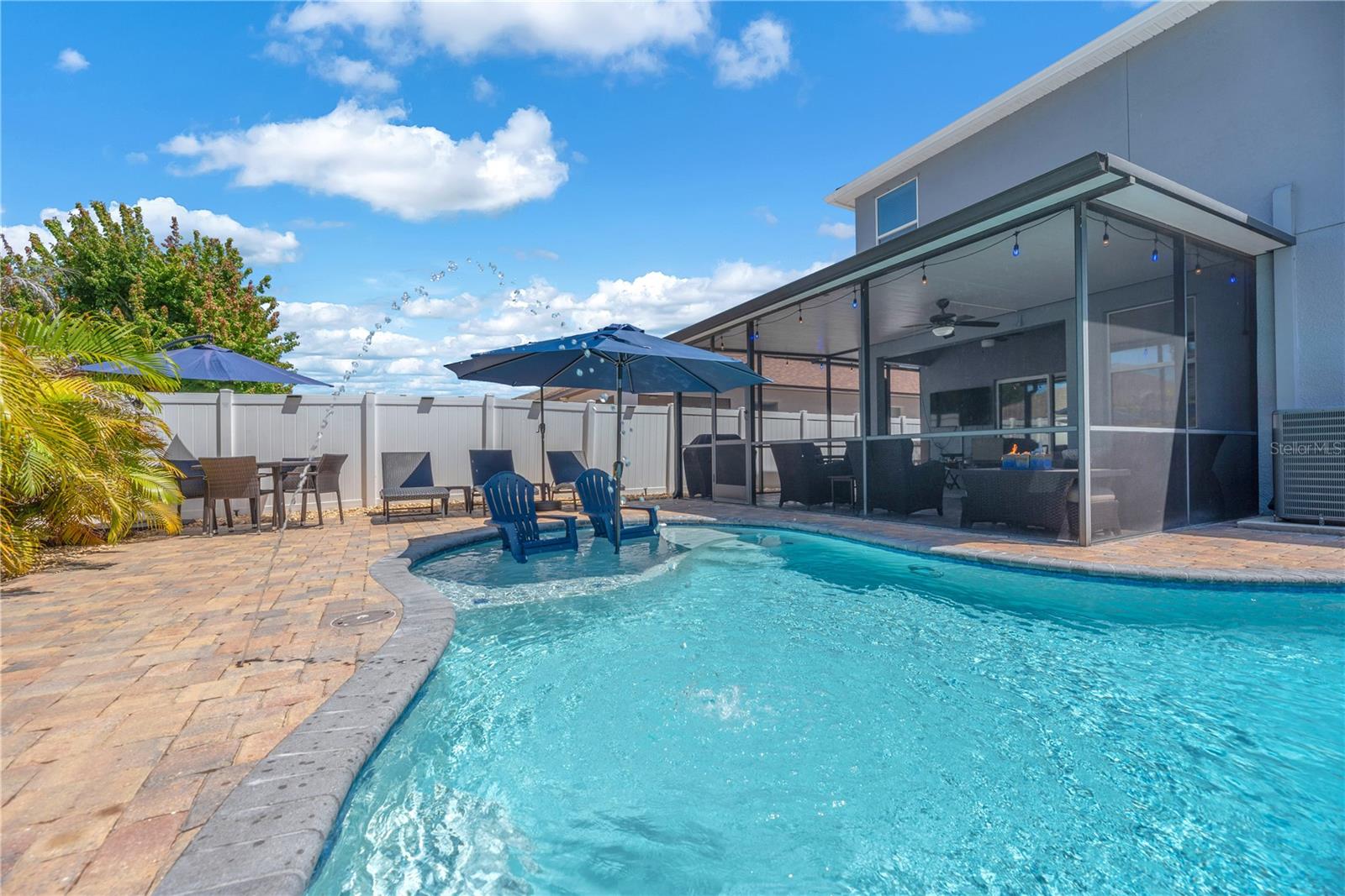 Image 28 of 53 For 10902 Rainbow Pyrite Drive