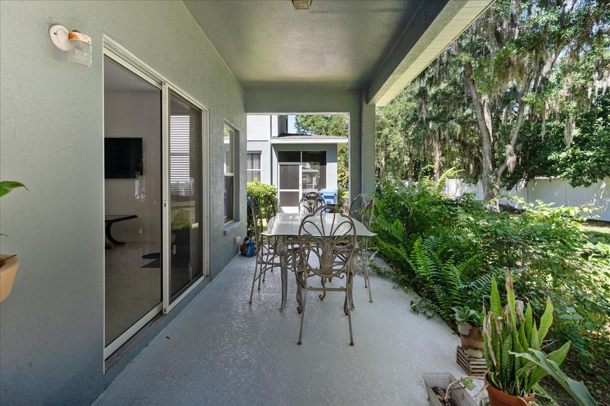 Image 16 of 50 For 4445 Amberly Oaks Court