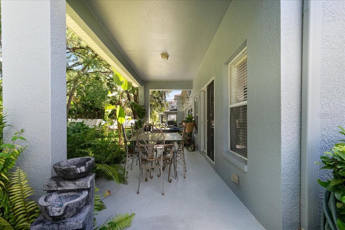 Image 17 of 50 For 4445 Amberly Oaks Court