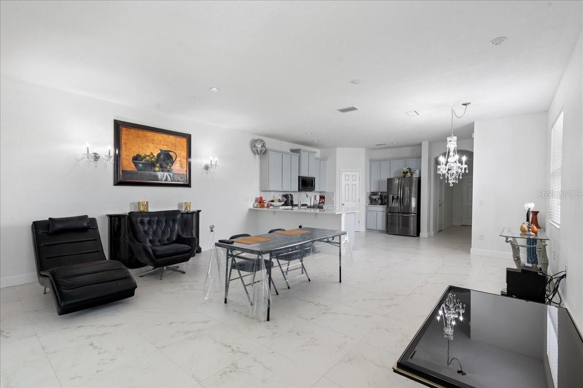 Image 25 of 50 For 4445 Amberly Oaks Court