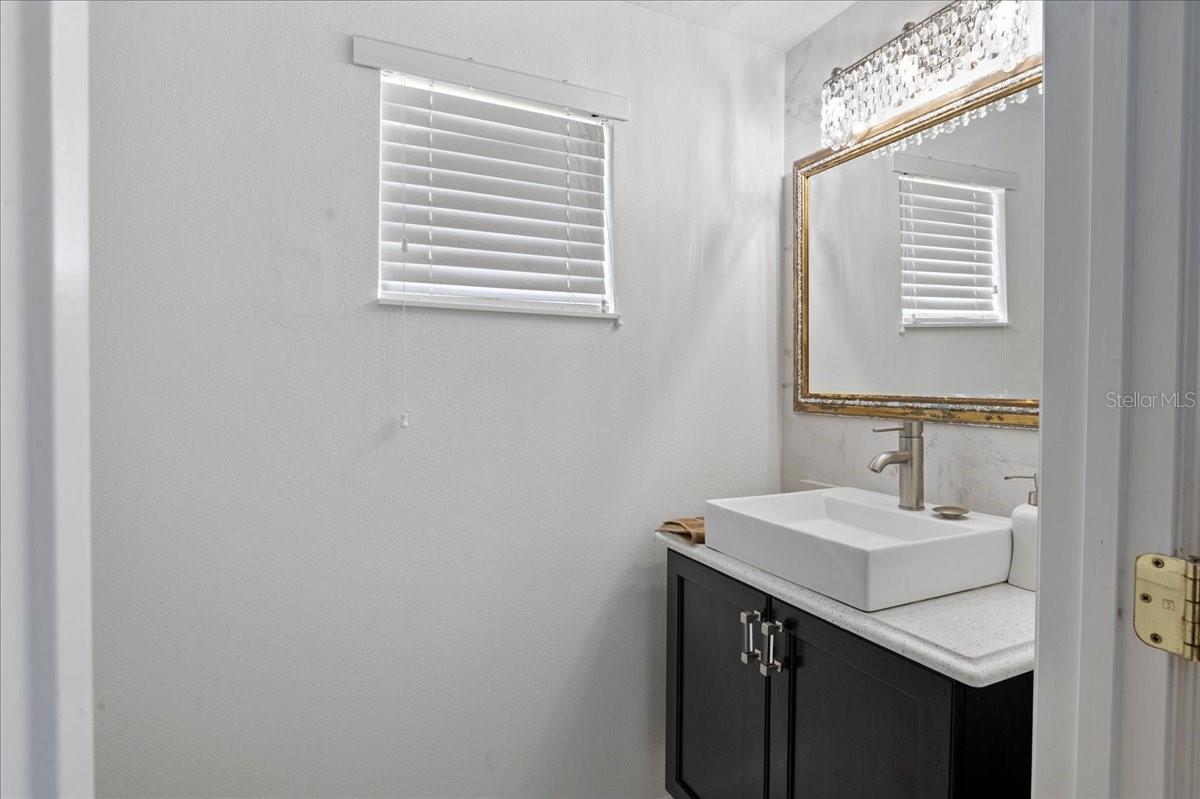 Image 28 of 50 For 4445 Amberly Oaks Court